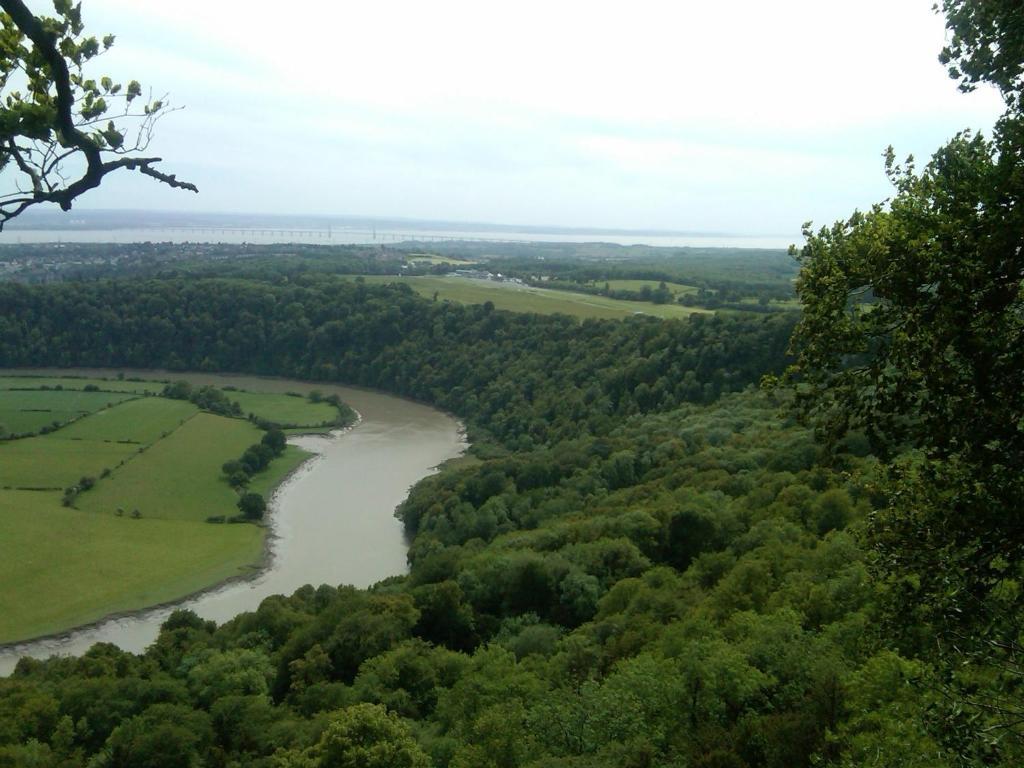 Dean Valley Panorama Bed & Breakfast Lydney Εξωτερικό φωτογραφία