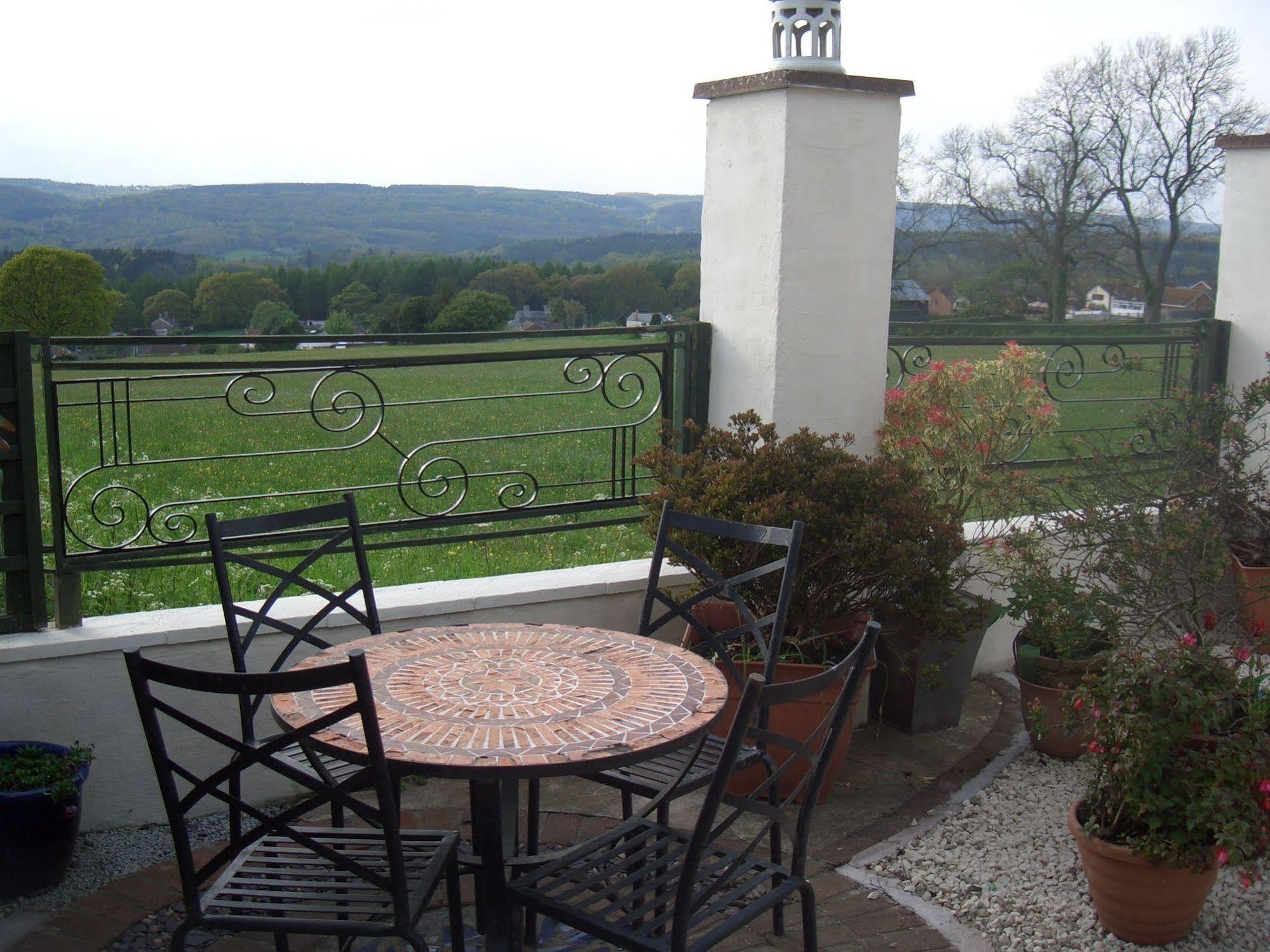 Dean Valley Panorama Bed & Breakfast Lydney Εξωτερικό φωτογραφία